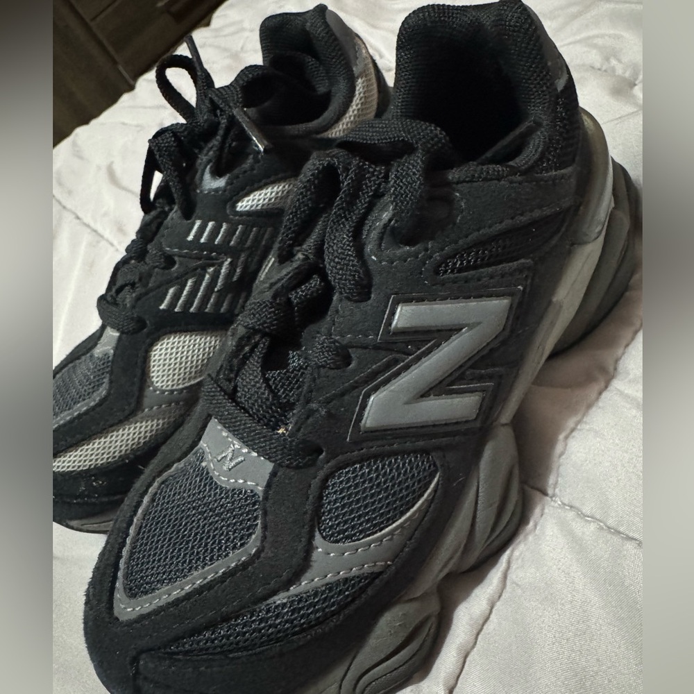 New Balance 9060 Casual